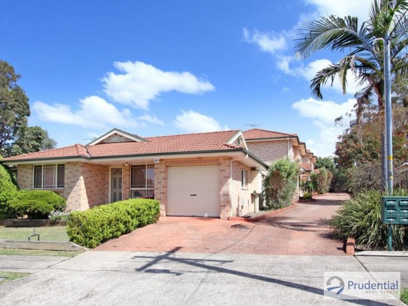 8/6 Lang Road, Casula NSW 2170