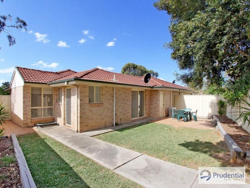 8/6 Lang Road, Casula NSW 2170
