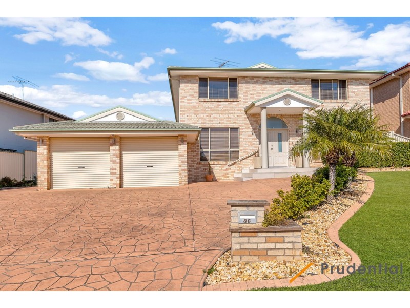 86 Greenway Drive, West Hoxton NSW 2171