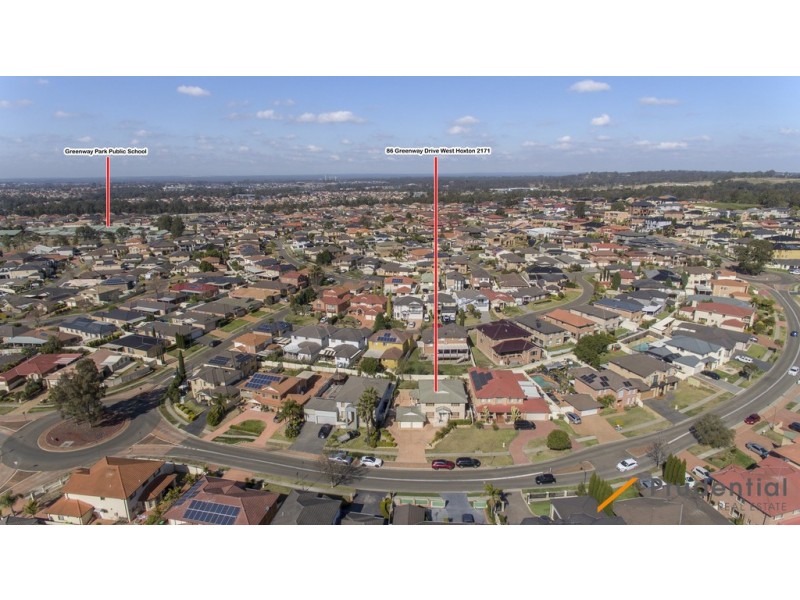 86 Greenway Drive, West Hoxton NSW 2171
