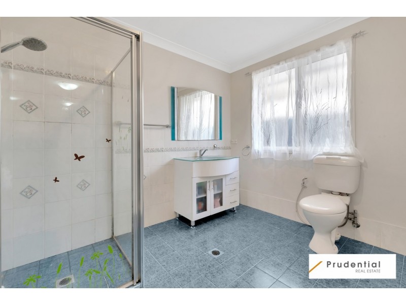 250 Whitford Road, Green Valley NSW 2168