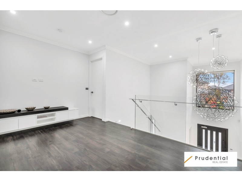 17 Walker Street, Oran Park NSW 2570