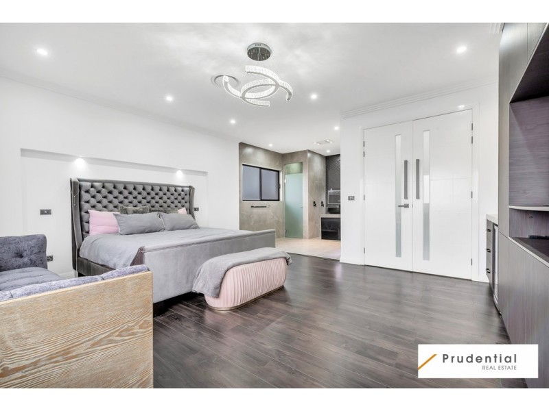 17 Walker Street, Oran Park NSW 2570