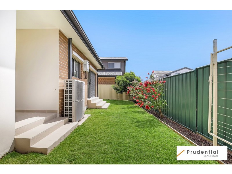 2/49 Rowe Avenue, Lurnea NSW 2170