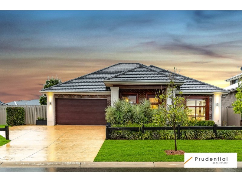 4 Wingham Avenue, Harrington Park NSW 2567