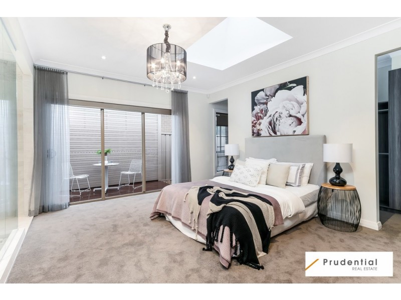 4 Wingham Avenue, Harrington Park NSW 2567