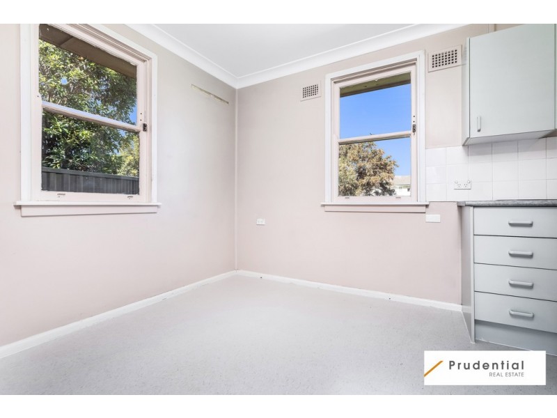 10 Galloway Street, Busby NSW 2168