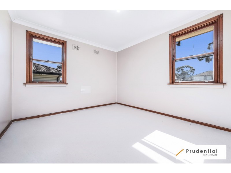 10 Galloway Street, Busby NSW 2168