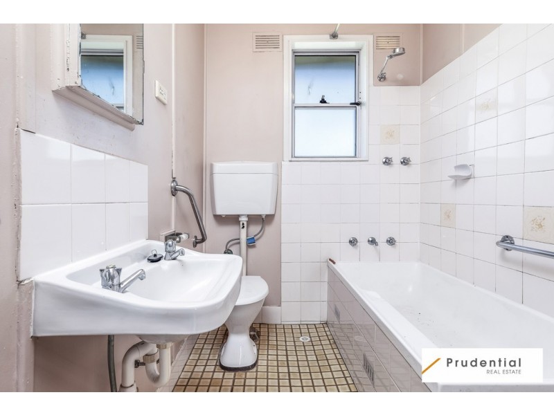 10 Galloway Street, Busby NSW 2168