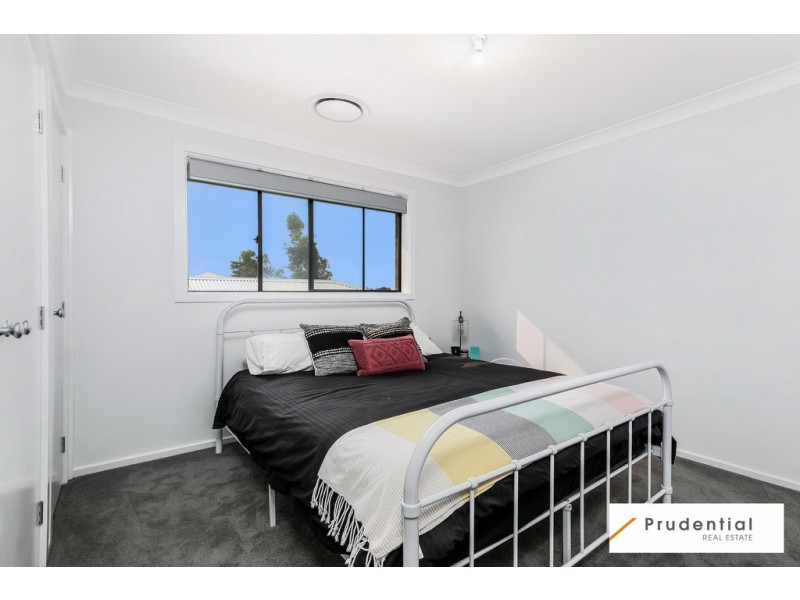 4 Greenhood Crescent, Denham Court NSW 2565