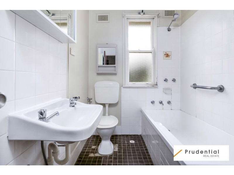 5 Simmons Street, Warwick Farm NSW 2170