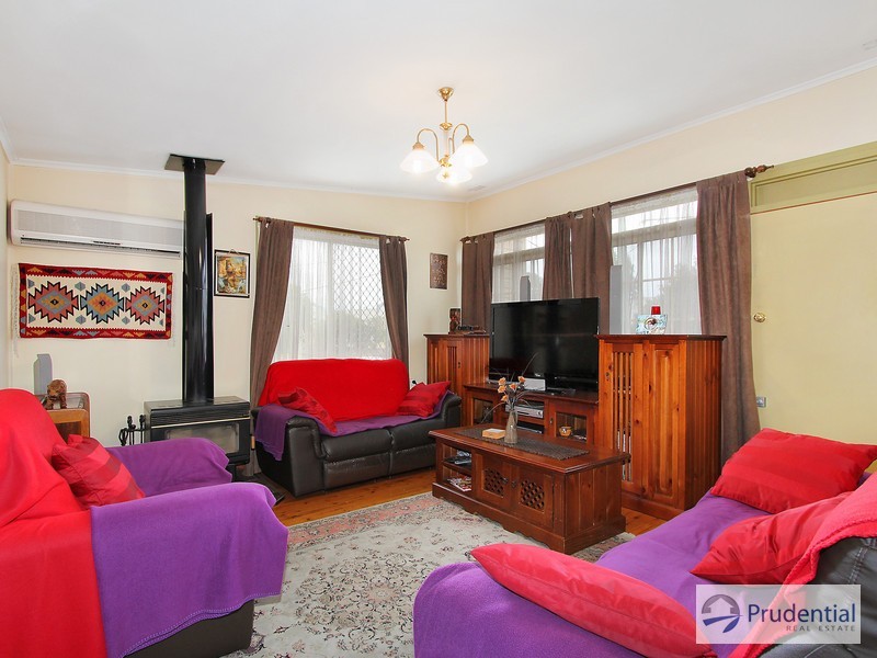 156 Wonga Rd, Lurnea NSW 2170