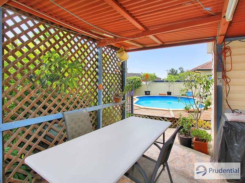 156 Wonga Rd, Lurnea NSW 2170