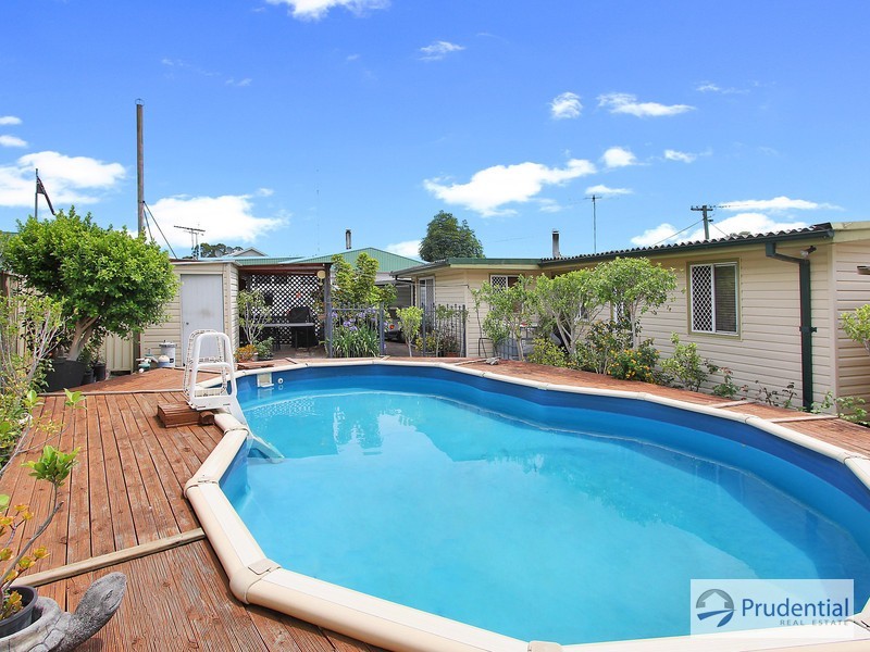 156 Wonga Rd, Lurnea NSW 2170