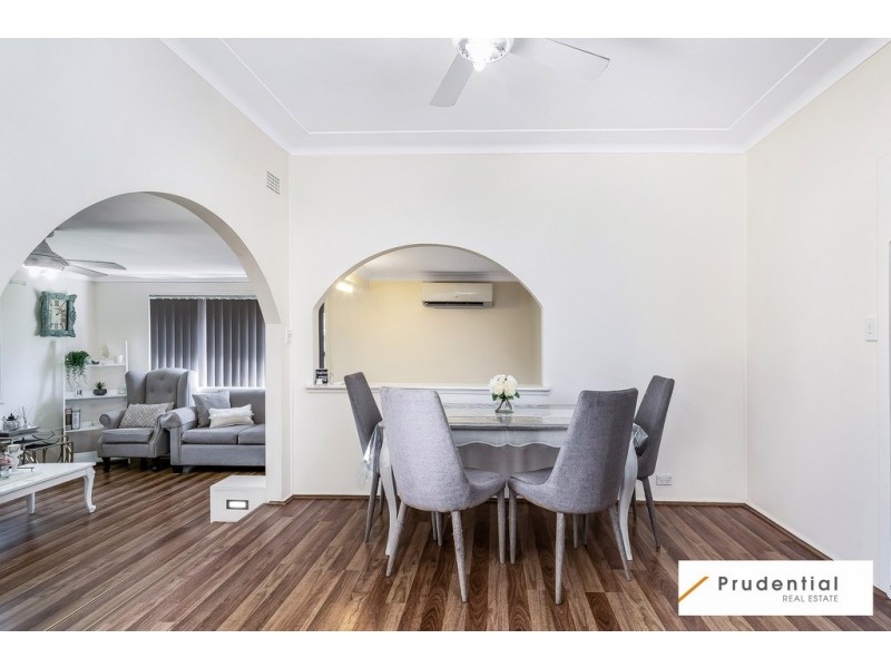 43 Rowe Avenue, Lurnea NSW 2170