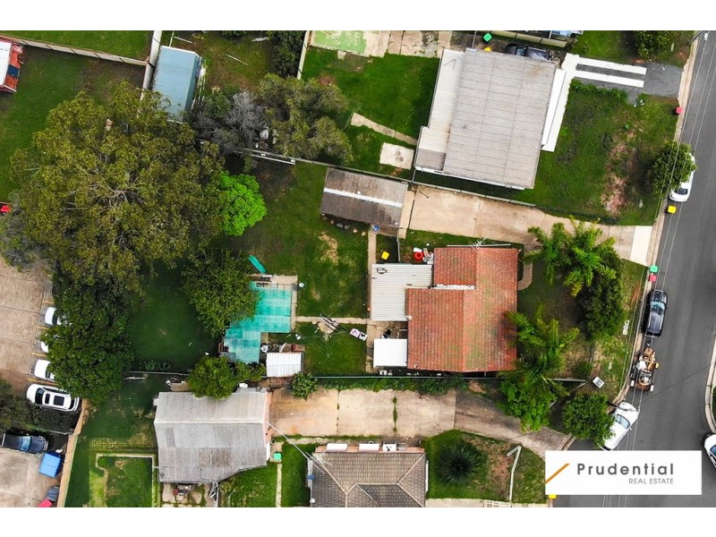 43 Rowe Avenue, Lurnea NSW 2170