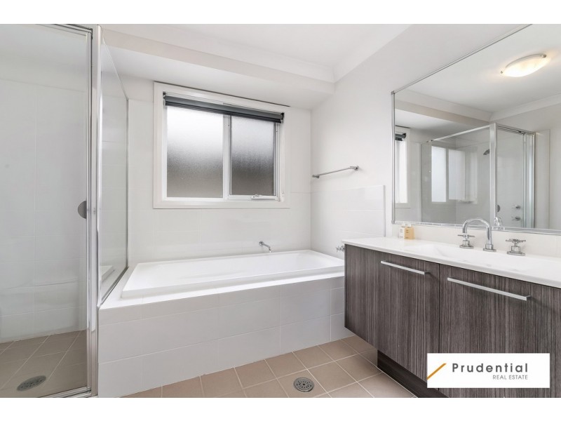 4 Horace Street, Middleton Grange NSW 2171