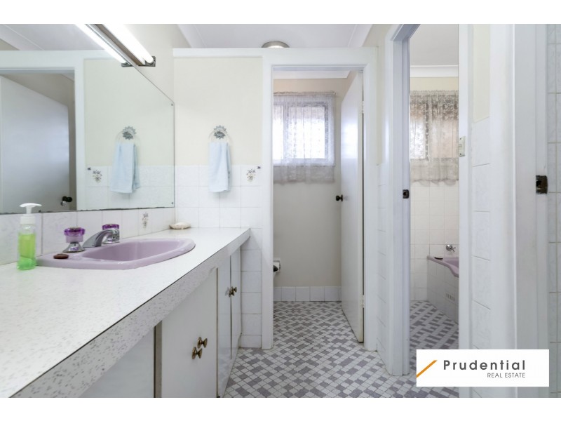 1 Supply Avenue, Lurnea NSW 2170