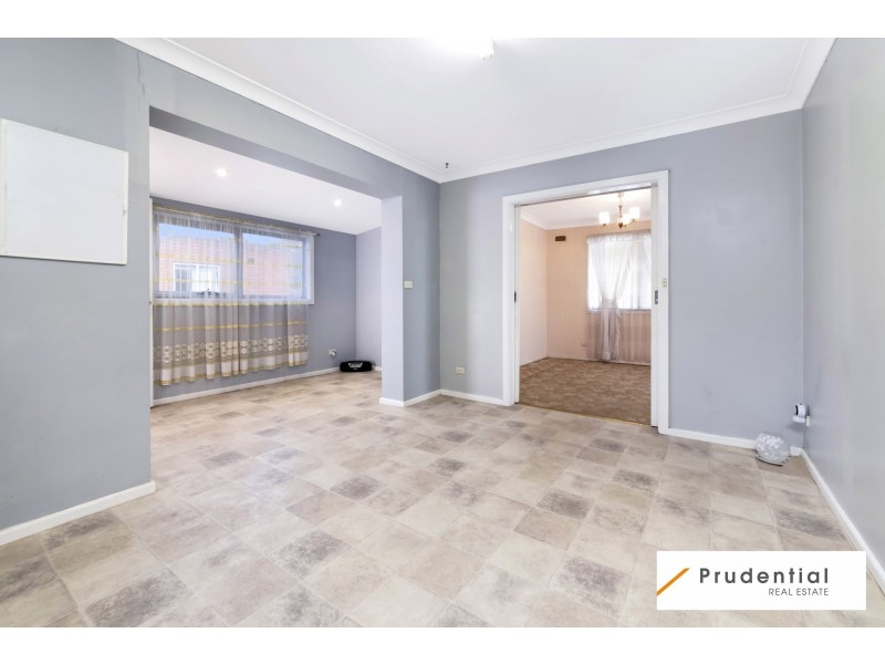 1 Supply Avenue, Lurnea NSW 2170