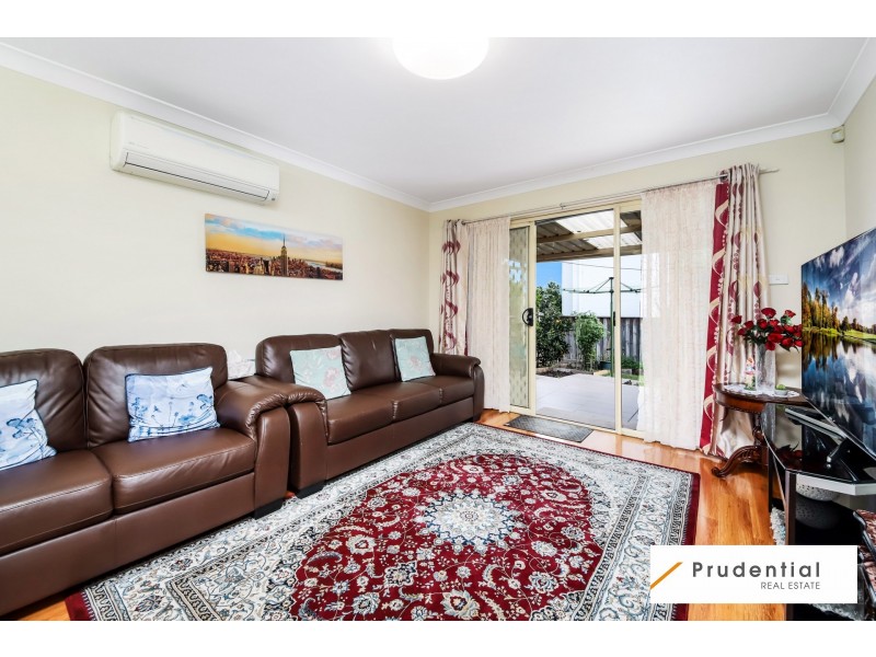 18 Foxgrove Avenue, Casula NSW 2170