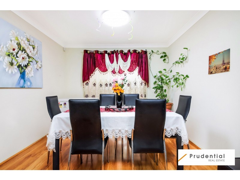 18 Foxgrove Avenue, Casula NSW 2170