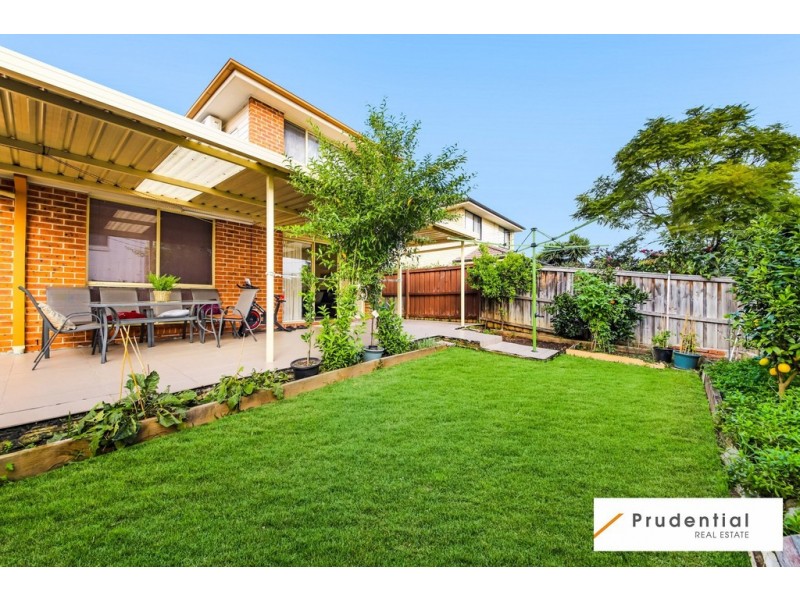 18 Foxgrove Avenue, Casula NSW 2170