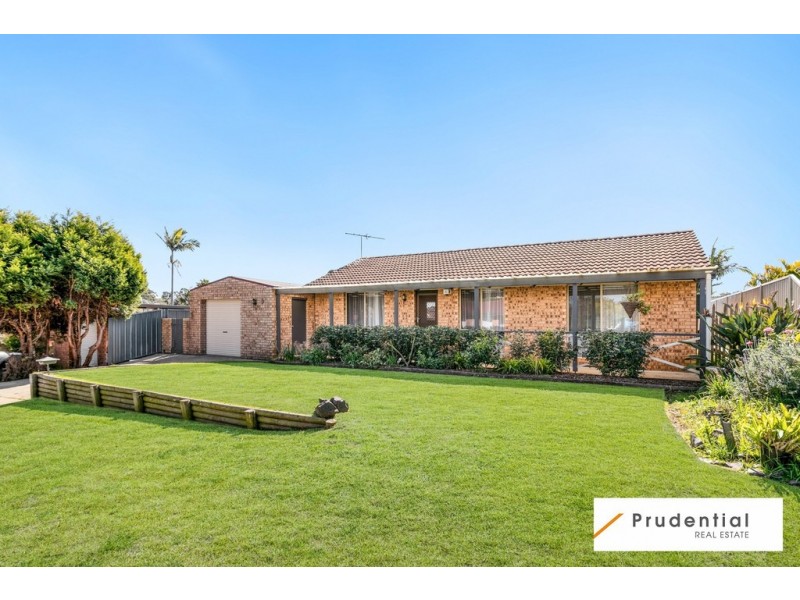 9 Hamlet Crescent, Rosemeadow NSW 2560