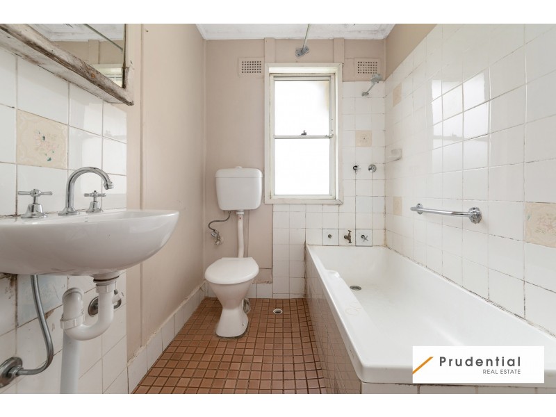 40 Warrigo Street, Sadleir NSW 2168