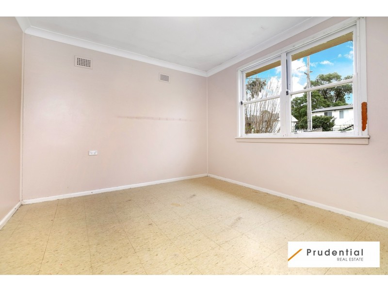 40 Warrigo Street, Sadleir NSW 2168