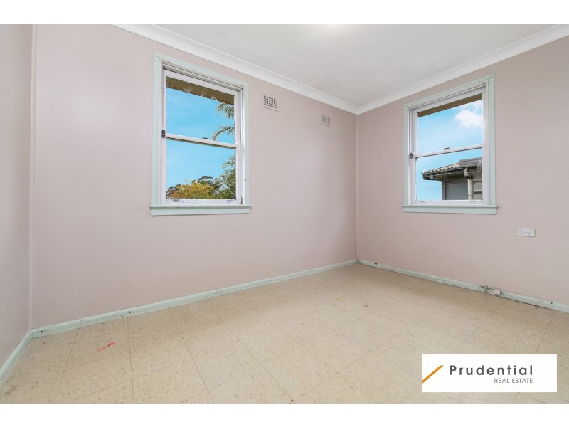 40 Warrigo Street, Sadleir NSW 2168