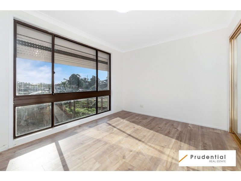 4 Portia Close, Rosemeadow NSW 2560