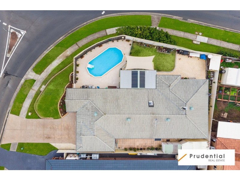 2 Sarah Hollands Drive, Horningsea Park NSW 2171