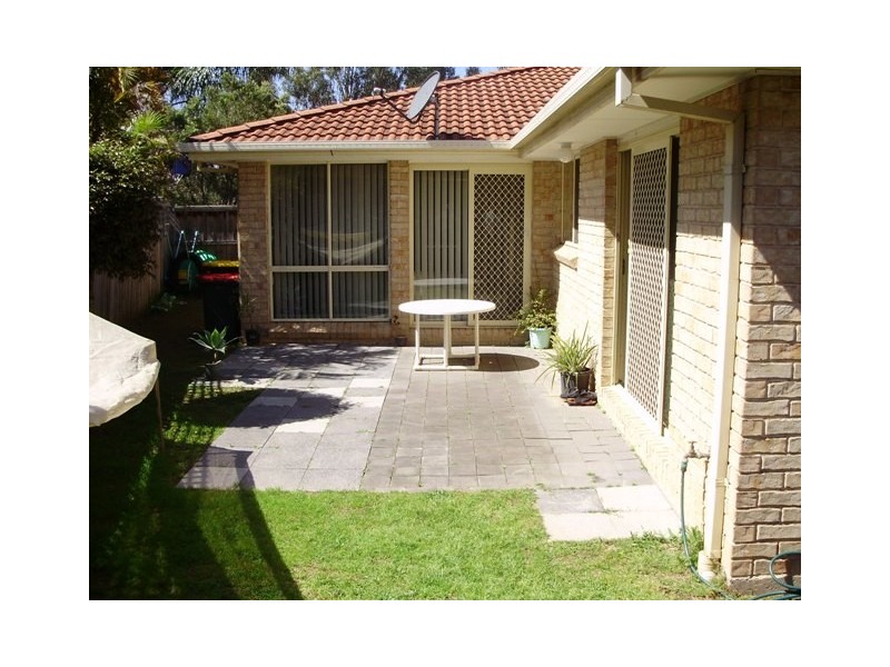 24 Horningsea Park Dr, Horningsea Park NSW 2171