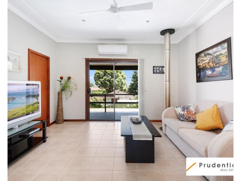8 Ayshford Street, Casula NSW 2170