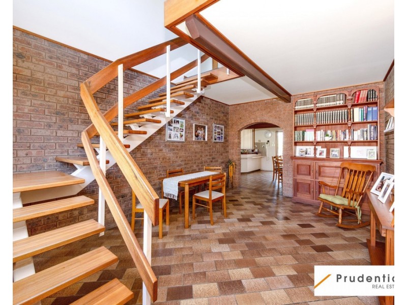 8 Ayshford Street, Casula NSW 2170