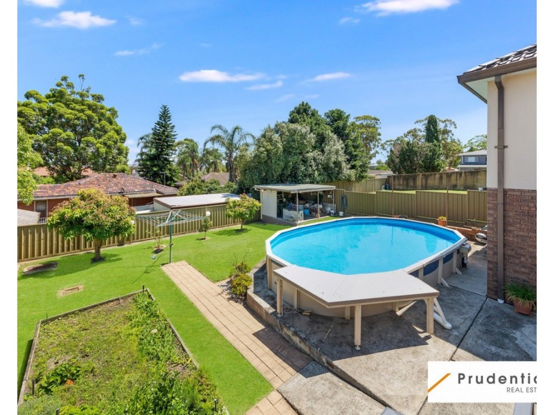 8 Ayshford Street, Casula NSW 2170