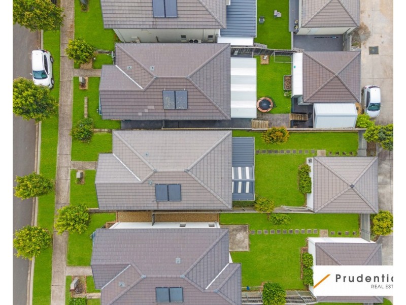 12 Lockheed Avenue, Middleton Grange NSW 2171