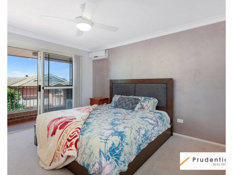 4/182 Leacocks Lane, Casula NSW 2170