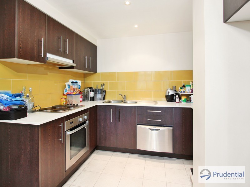 8/11-13 Charles St, Liverpool NSW 2170