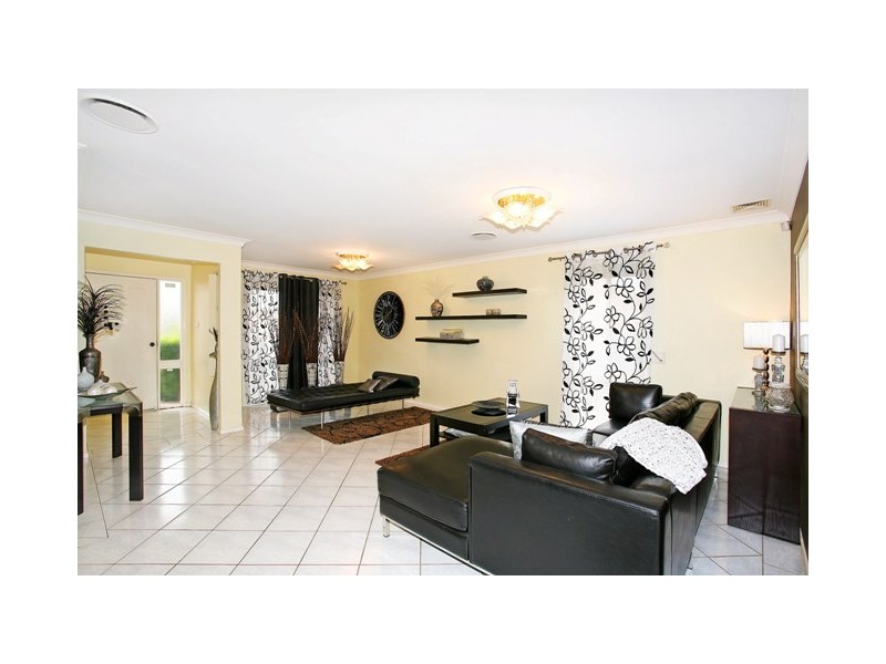 10 Teak Way, Prestons NSW 2170