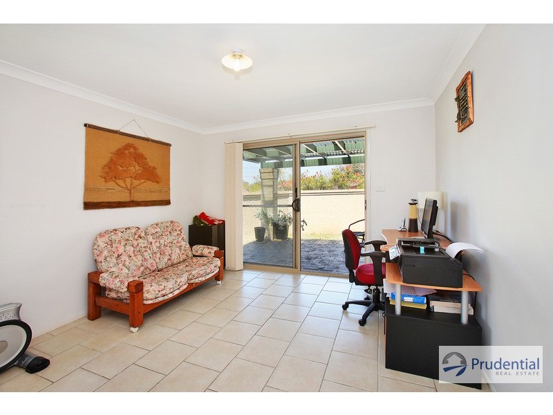 62 Box Rd, Casula NSW 2170