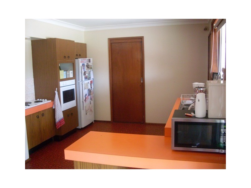 165 Nuwarra Rd, Moorebank NSW 2170