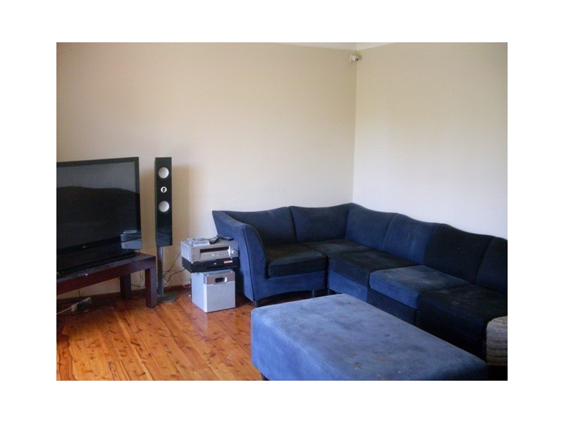 165 Nuwarra Rd, Moorebank NSW 2170