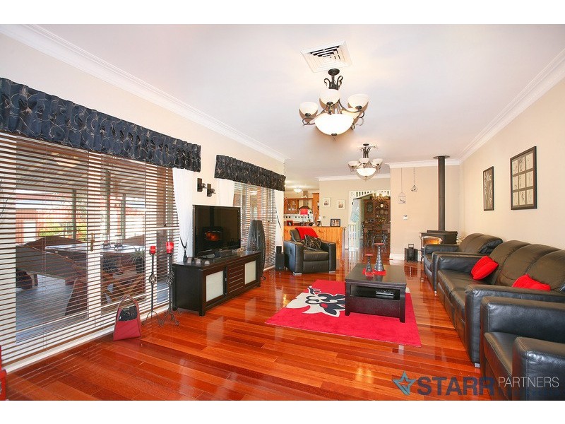 24 Curtis Lane, Catherine Field NSW 2557