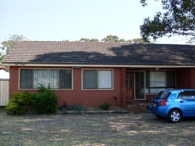 273 Humphries Rd, Mount Pritchard NSW 2170