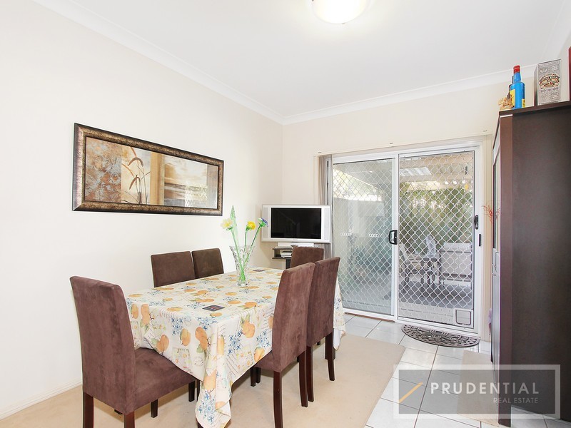 8/200 Heathcote Rd, Hammondville NSW 2170