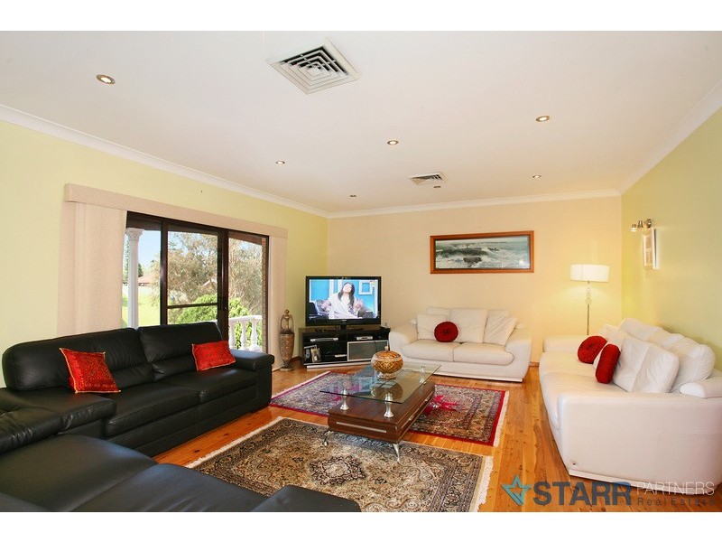 14 Deerwood Ave, Liverpool NSW 2170