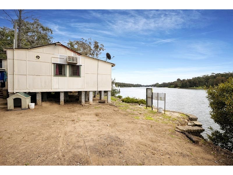 26B St George Cres, Sandy Point NSW 2172