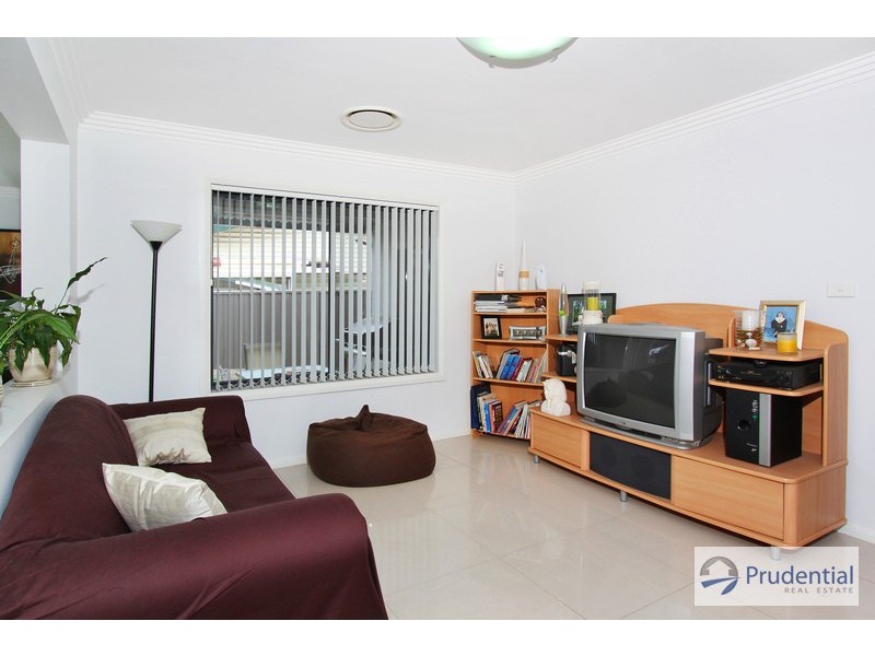 1B Sunset Ave, Lurnea NSW 2170