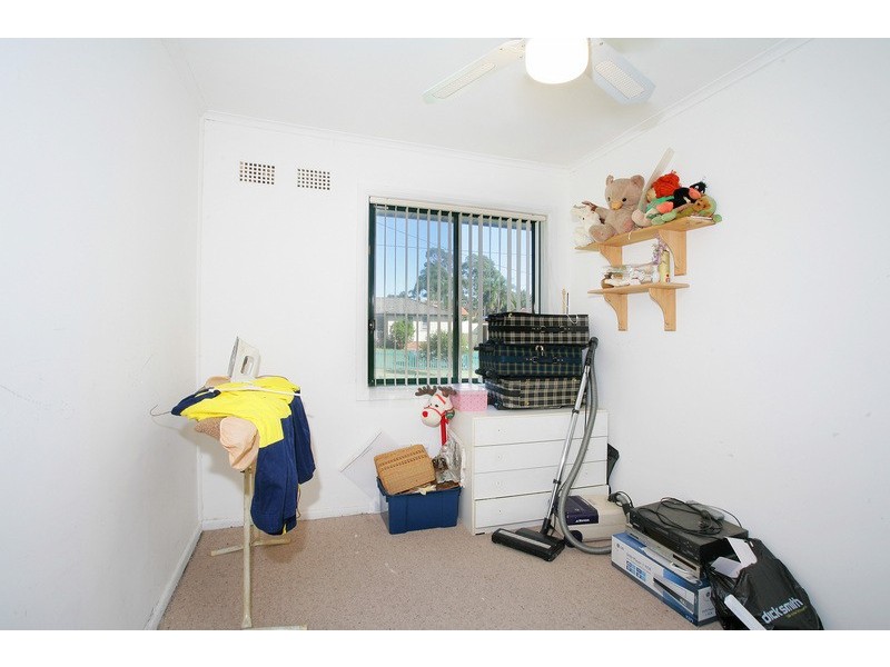 12 Eaglehawk St, Heckenberg NSW 2168